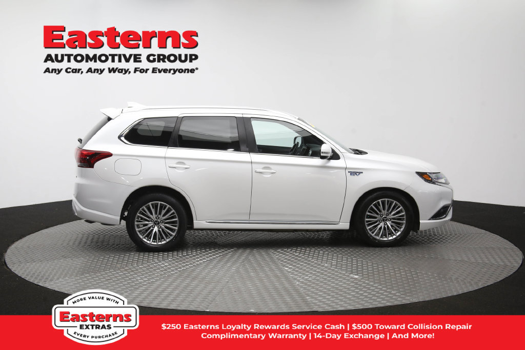 Used 2020 Mitsubishi Outlander SEL AWD/4WD image 45