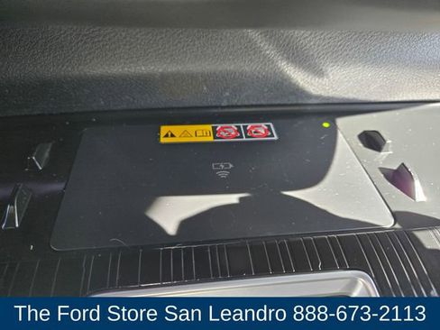 Used 2025 Toyota Sienna XSE image 27