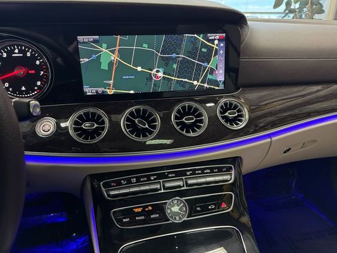 Used 2018 Mercedes-Benz E 400 4MATIC Coupe image 25