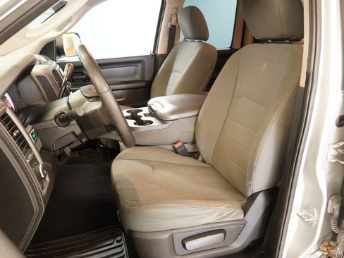 Used 2014 RAM 1500 Express image 3