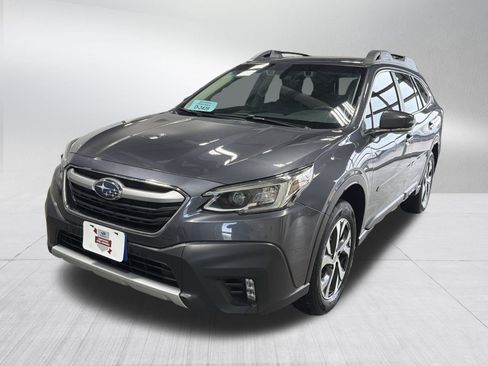Certified 2022 Subaru Outback Limited image 3