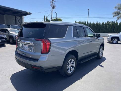Used 2022 GMC Yukon SLE w/ Gmc Pro Safety Plus Package RWD image 5