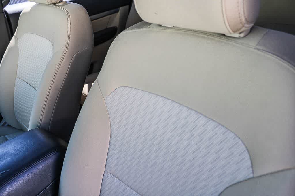 Used 2016 Ford Explorer FWD image 11