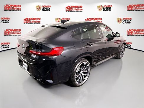 Used 2022 BMW X4 xDrive30i w/ M Sport Package 2 image 18