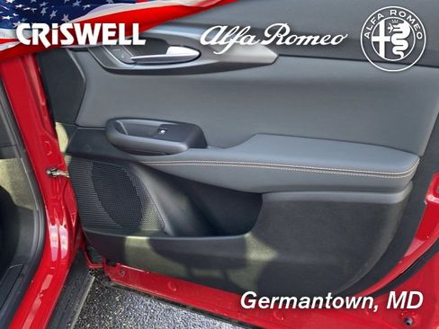 New 2025 Alfa Romeo Tonale image 31