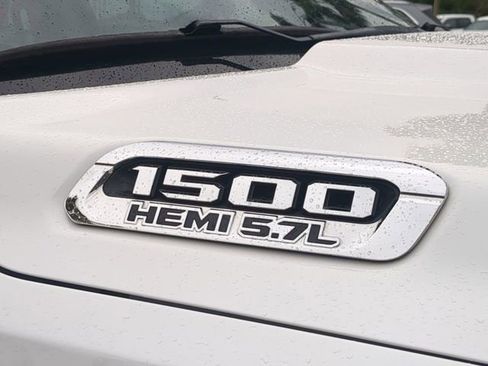 Used 2020 RAM 1500 Laramie AWD/4WD image 13