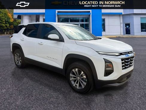 New 2026 Chevrolet Equinox LT w/ Safety and Technology Package FWD image 3