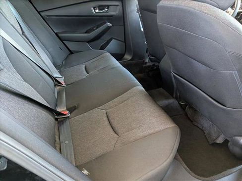 Certified 2023 Honda Accord EX image 18