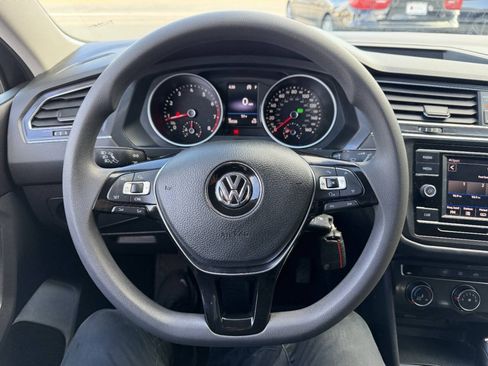 Used 2018 Volkswagen Tiguan S w/ 3rd Row Seat Package AWD/4WD image 33