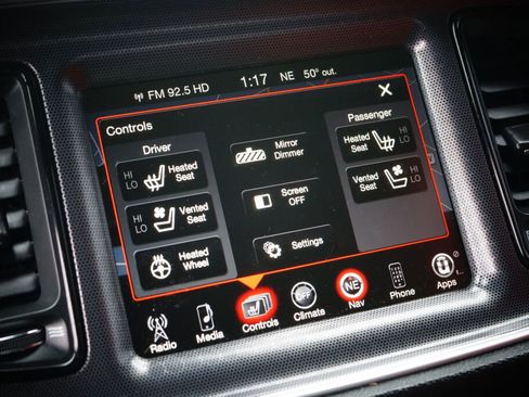 Used 2015 Dodge Challenger R/T Plus image 22