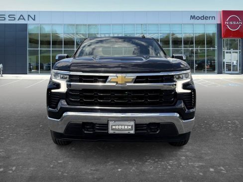 Used 2023 Chevrolet Silverado 1500 LT AWD/4WD image 7