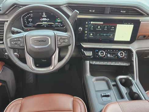 Used 2025 GMC Sierra 2500 Denali Ultimate w/ Max Trailering Package AWD/4WD image 27