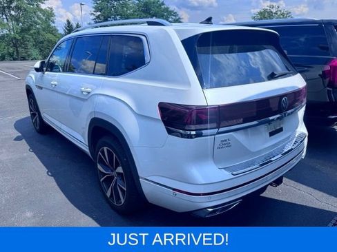 Used 2024 Volkswagen Atlas SEL Premium R-Line AWD/4WD image 7
