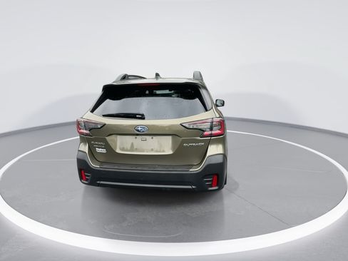 Used 2021 Subaru Outback Premium AWD/4WD image 17