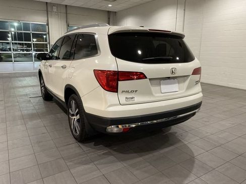 Used 2018 Honda Pilot Touring image 30