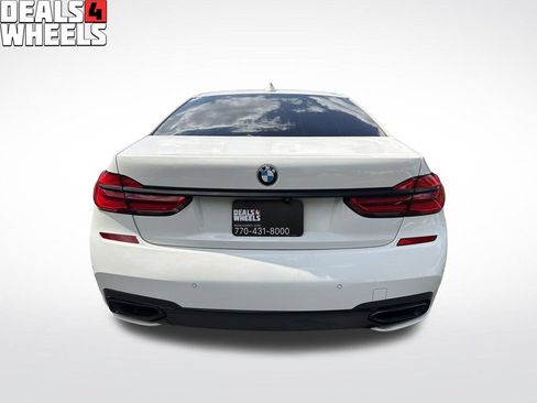 Used 2017 BMW 750i xDrive AWD/4WD image 4