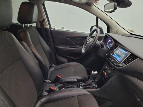Used 2018 Buick Encore Preferred FWD image 21