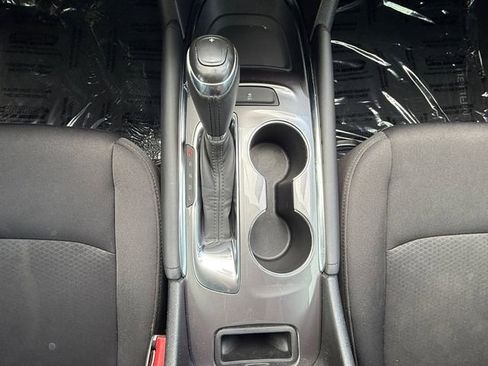 Used 2018 Chevrolet Malibu LT image 11