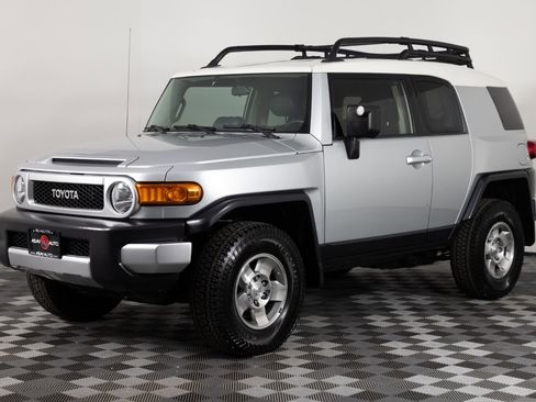 Used 2008 Toyota FJ Cruiser 4WD image 1