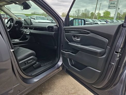 Used 2024 Honda Pilot Elite image 79