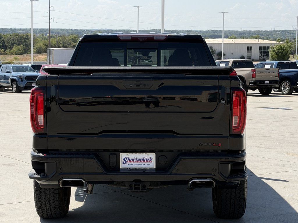 Used 2021 GMC Sierra 1500 AT4 w/ AT4 Premium Package AWD/4WD image 5
