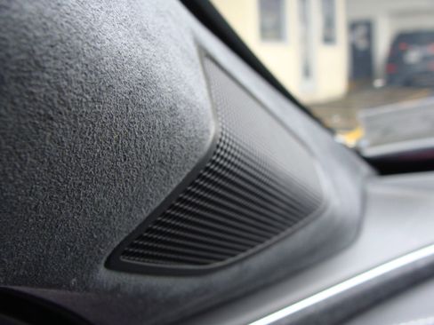 Used 2024 Lucid Air Touring image 32