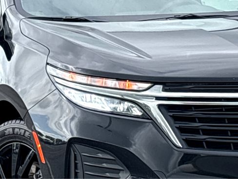 Used 2024 Chevrolet Equinox LS w/ LS Convenience Package image 18