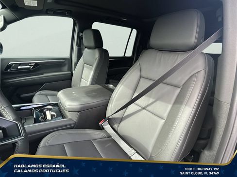 New 2026 Chevrolet Suburban Z71 w/ Comfort Package AWD/4WD image 14