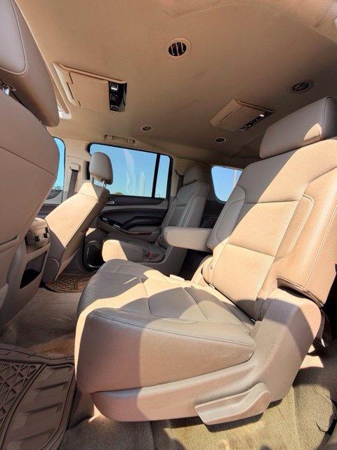 Used 2018 Chevrolet Suburban Premier AWD/4WD image 11