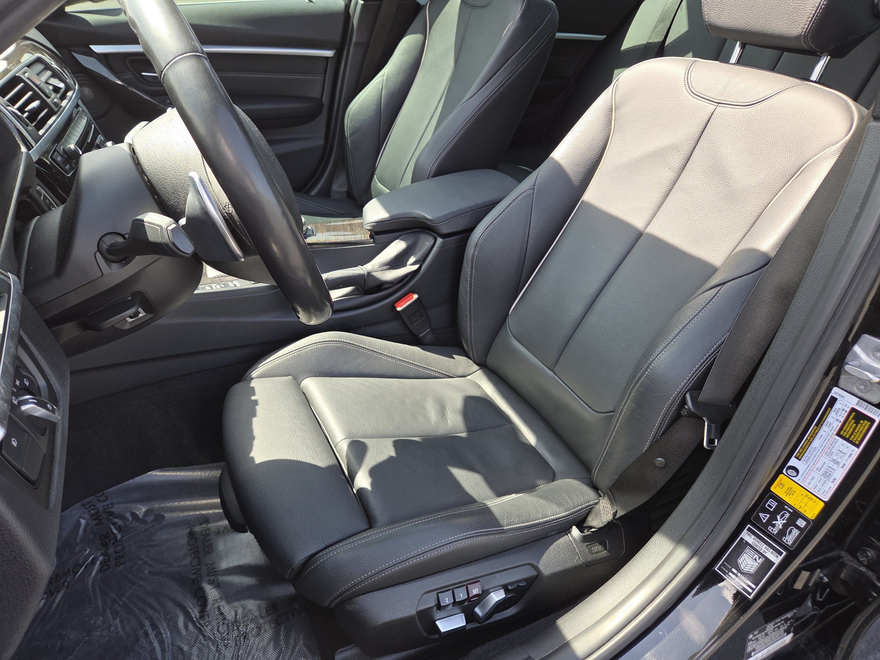 Used 2018 BMW 340i xDrive Sedan AWD/4WD image 6