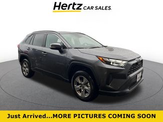 Used 2025 Toyota RAV4 XLE video 1