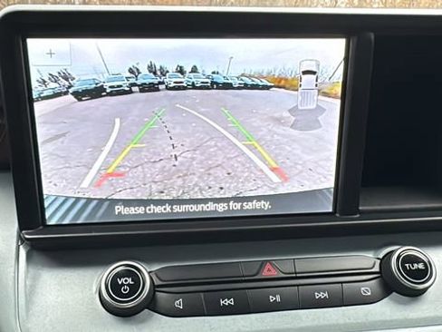 Certified 2022 Ford Maverick Lariat w/ Lariat Luxury Package image 24