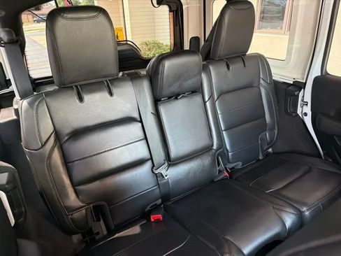 Certified 2021 Jeep Wrangler Unlimited Sahara AWD/4WD image 17