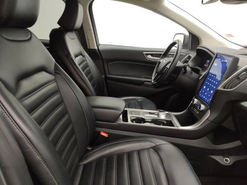 Used 2024 Ford Edge SEL image 21