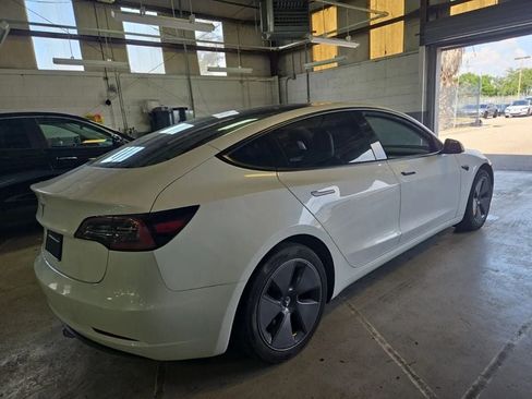 Used 2023 Tesla Model 3 Standard Range RWD image 4