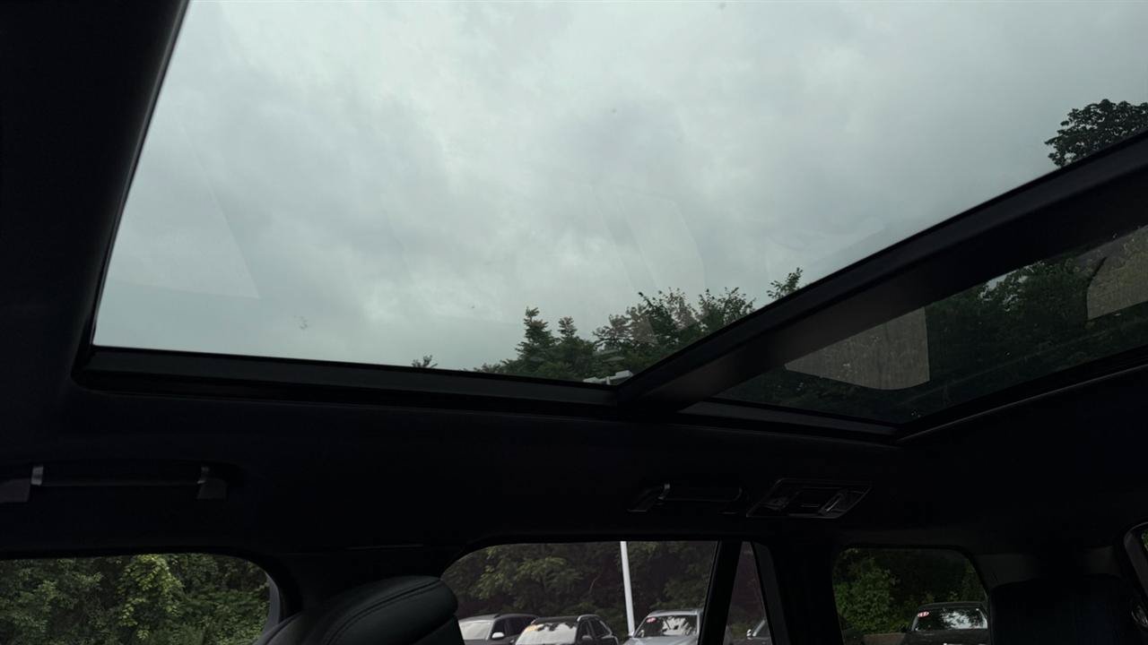 Used 2021 Land Rover Range Rover P525 Westminster Edition AWD/4WD image 64