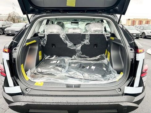 New 2026 Hyundai Kona SE AWD/4WD image 9