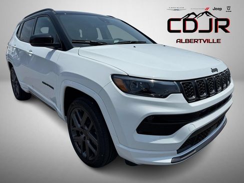 New 2025 Jeep Compass Limited w/ High Altitude Package AWD/4WD image 1