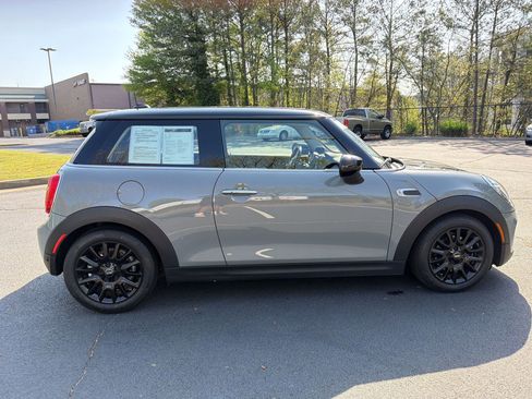 Used 2020 MINI Cooper 2-Door Hardtop w/ Premium Package image 7