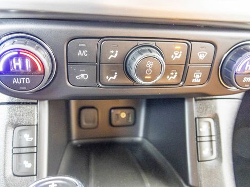 Used 2019 GMC Acadia SLT image 28