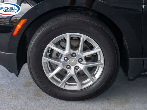 Used 2023 Chevrolet Equinox LS FWD image 37