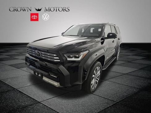 Used 2025 Toyota 4Runner Limited AWD/4WD image 3
