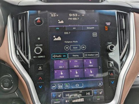 Used 2022 Subaru Outback Touring w/ Popular Package #2 image 15