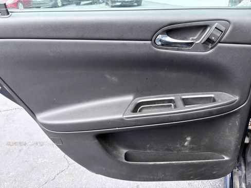 Used 2011 Chevrolet Impala LT w/ Luxury Edition Package FWD image 13