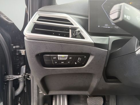 Used 2025 BMW 330i Sedan RWD image 33