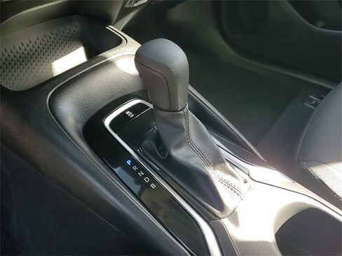 Certified 2025 Toyota Corolla LE image 18