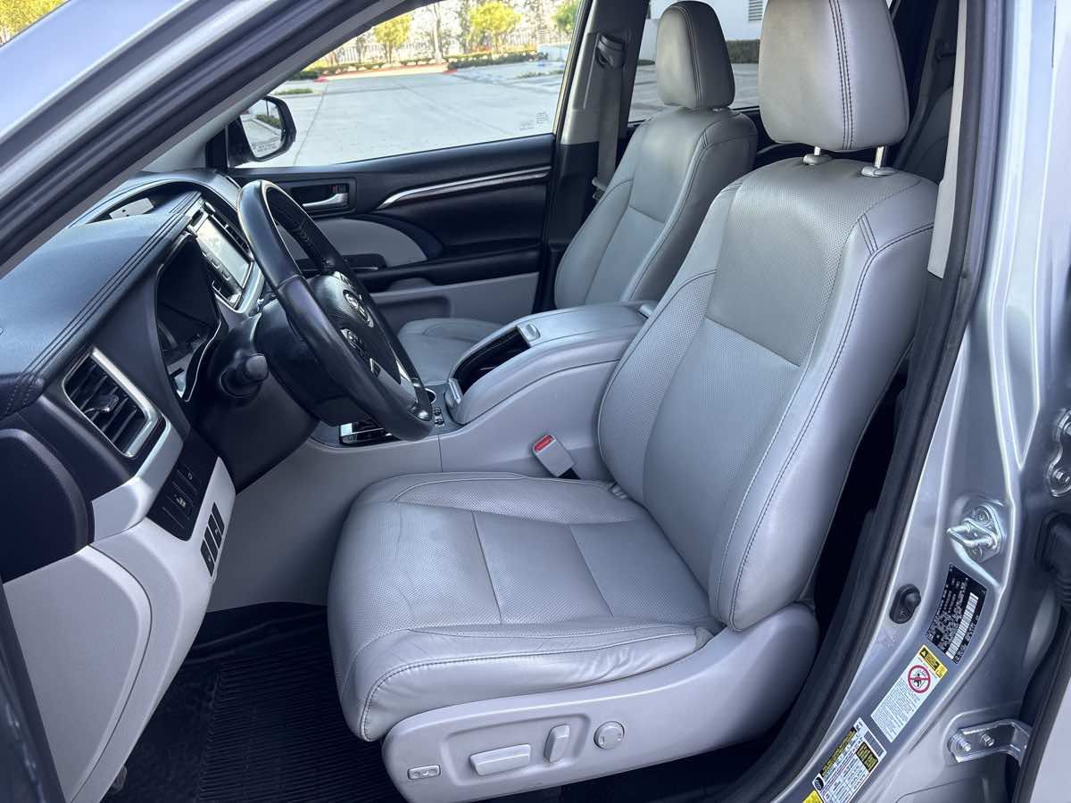Used 2016 Toyota Highlander Limited AWD/4WD image 20