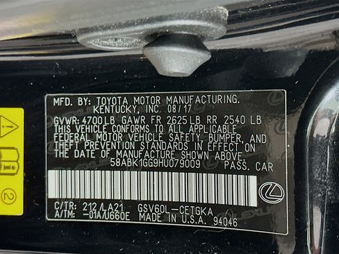 Used 2017 Lexus ES 350 w/ Premium Package image 12