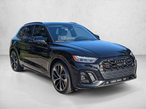 Used 2021 Audi SQ5 Prestige w/ Prestige Package AWD/4WD image 3