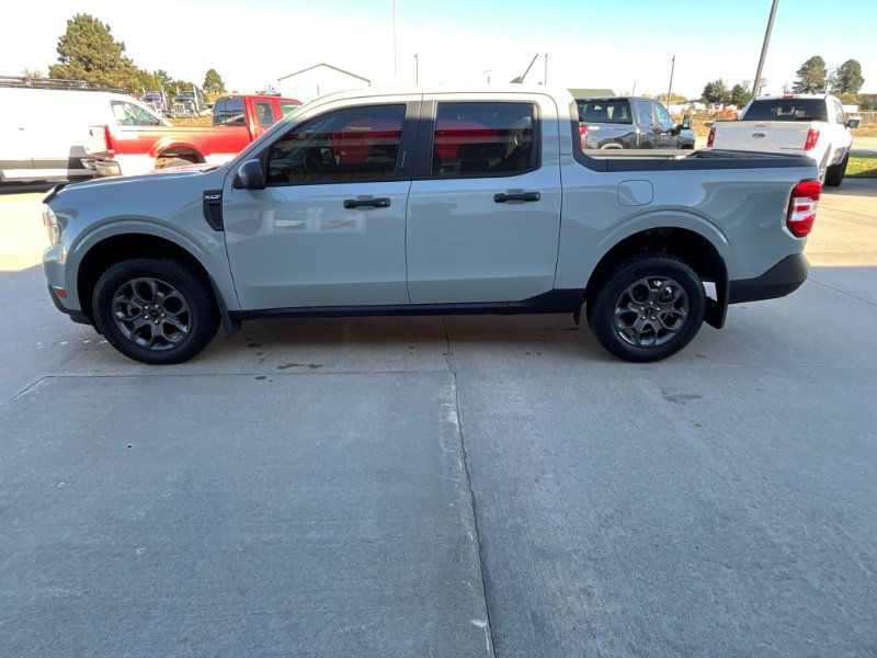 Used 2023 Ford Maverick XLT FWD image 5